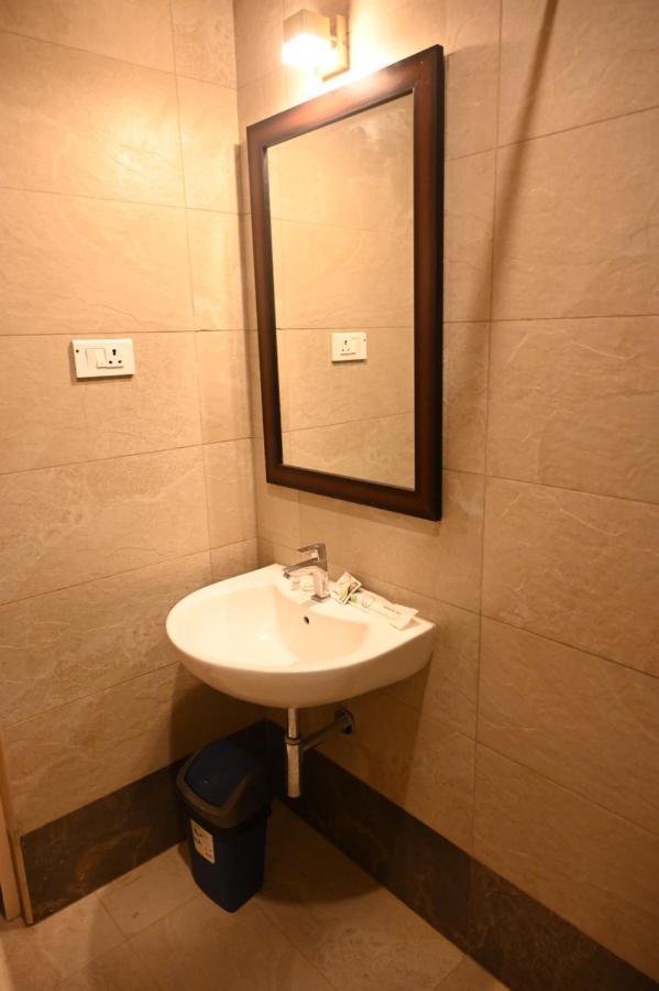 Hotel Sms Grand Imperial Vellore Dış mekan fotoğraf