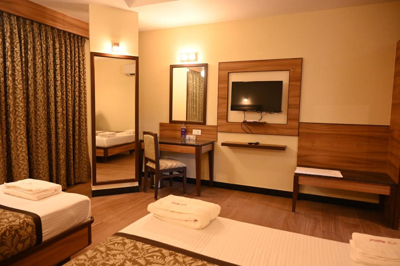 Hotel Sms Grand Imperial Vellore Dış mekan fotoğraf